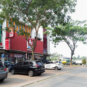RedDoorz @ Garden Boulevard Citra Raya Tangerang